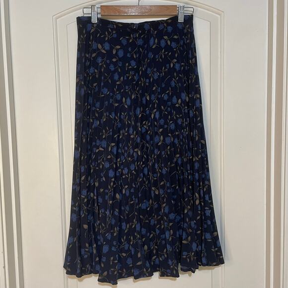 Vintage Sag Harbor Pleated  Blue and Black Floral Maxi Skirt Size 10 - Picture 2 of 7